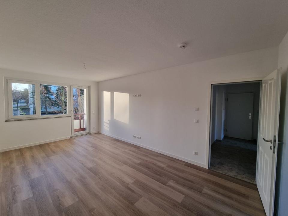 Thumbnail-FRISCH SANIERT! 2-Zimmer-Wohnung mit Balkon in Pasewalk