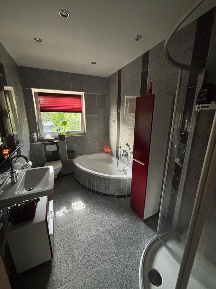 Thumbnail-Moderne Dachgeschoß-Wohnung in Tann