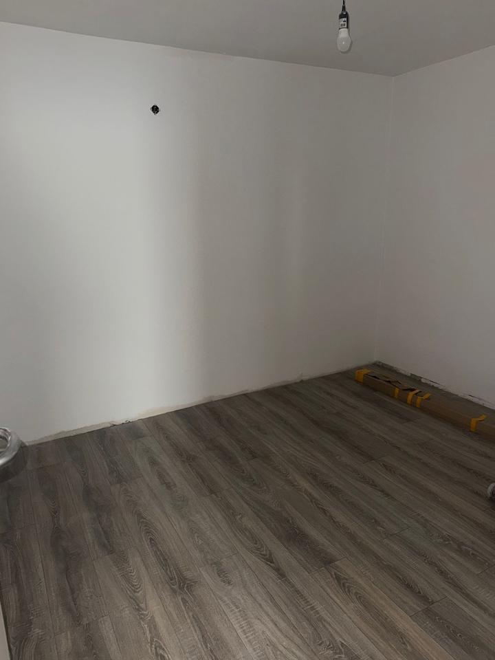 Thumbnail-Sanierte 4 Raum Wohnung zu vermieten im Steinweg!