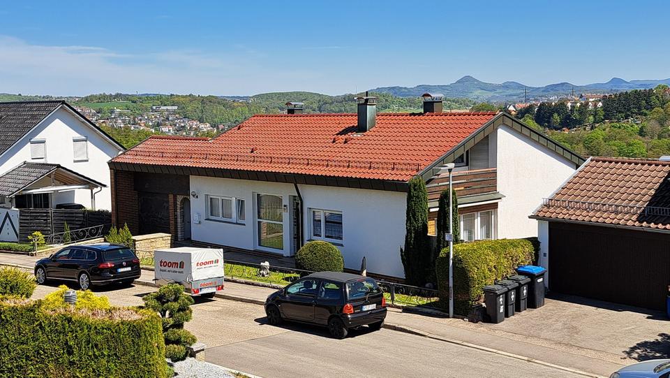 Thumbnail-Freistehendes Einfamilienhaus mit Einliegerwohnung, Albershausen