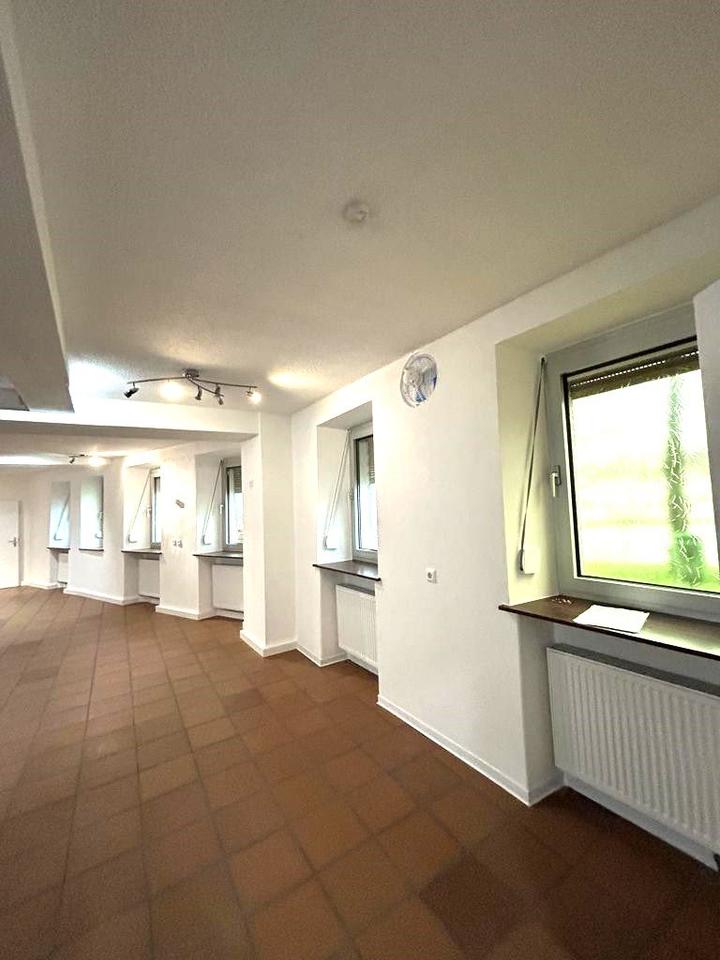 Thumbnail-Ladenlokal, Café, Imbiss, Büro, Kosmetik..in bester Lage, Zentrum