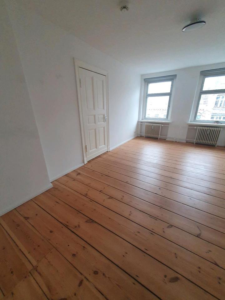 Thumbnail-Großes helles Zimmer in Steglitz