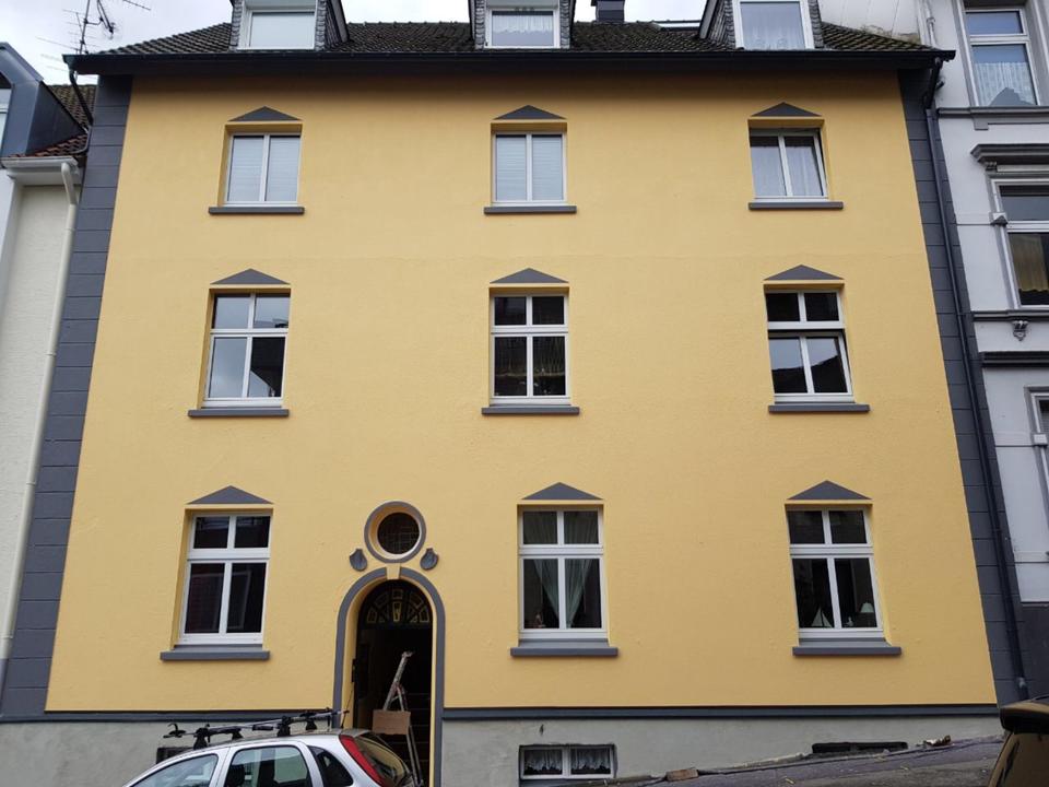 Thumbnail-1.OG,4 Zimmer + Küche,2 Bäder, 2 Süd-Balkone 105 m2 plus Keller