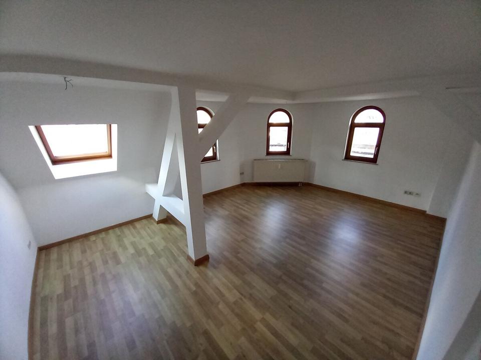 Thumbnail-gemütliche Dachgeschosswohnung am Wilhelm-Wunderlich-Park in Meerane