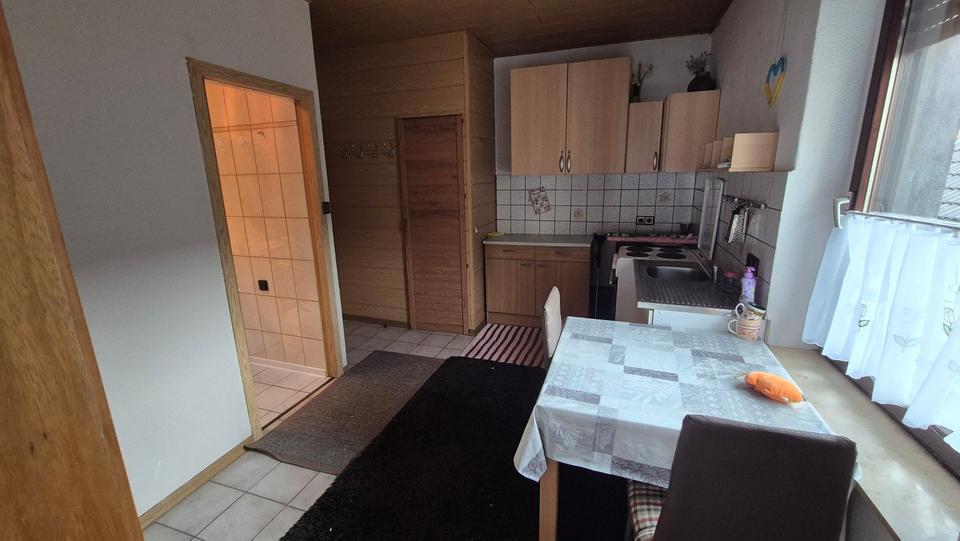 Thumbnail-komplett eingerichtete, kleine Wohnung