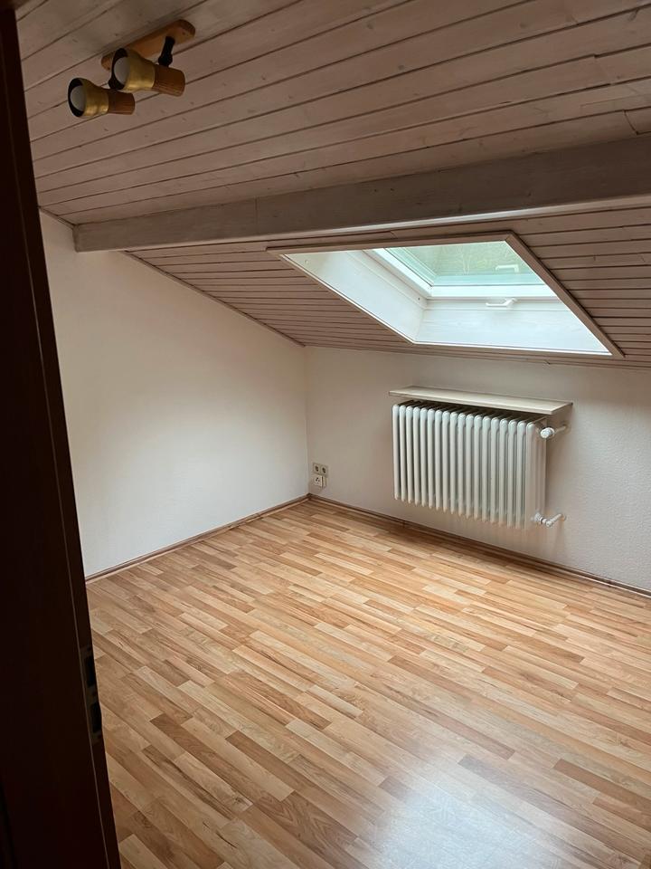 Thumbnail-Zentrale 2-Zimmer Dachgeschosswohnung