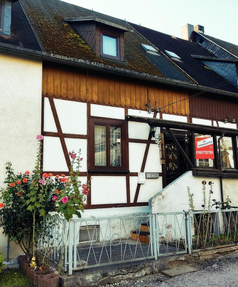 Thumbnail-Einfamilien-Reihen-Wohnhaus