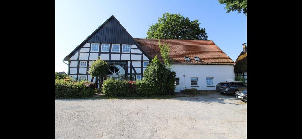 Thumbnail-2-Zimmerwohnung mit Terrasse, EKB und Stellplatz in Pivitsheide