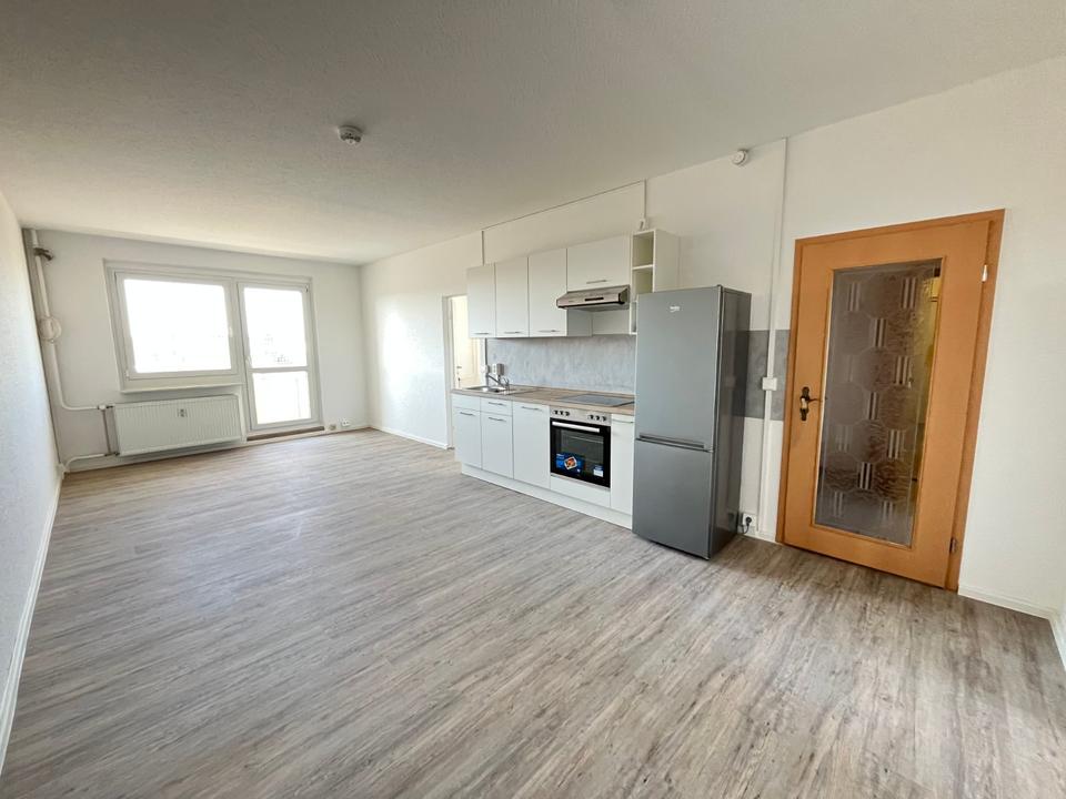 Thumbnail-Tolle Wohnung in der 10. Etage im Hochhaus