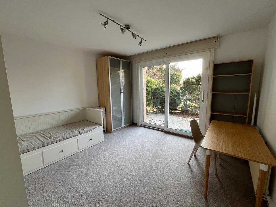 Thumbnail-Große helle WG Zimmer mit Terrasse in der Nähe von FU