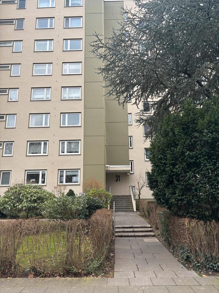 Thumbnail-Helle 3 Zimmer Wohnung mit Balkon und Keller zu verkaufen