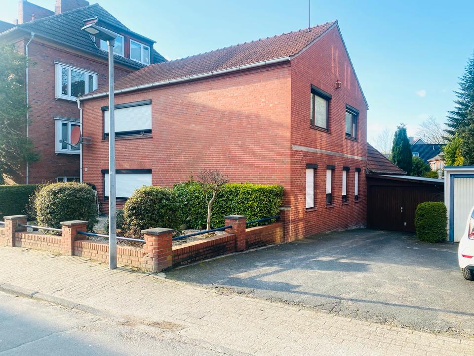 Thumbnail-Großzügiges Einfamilienhaus am Emder Wall