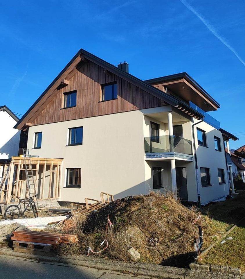 Thumbnail-Erstbezug: 2-Zimmer-Wohnung in Schömberg