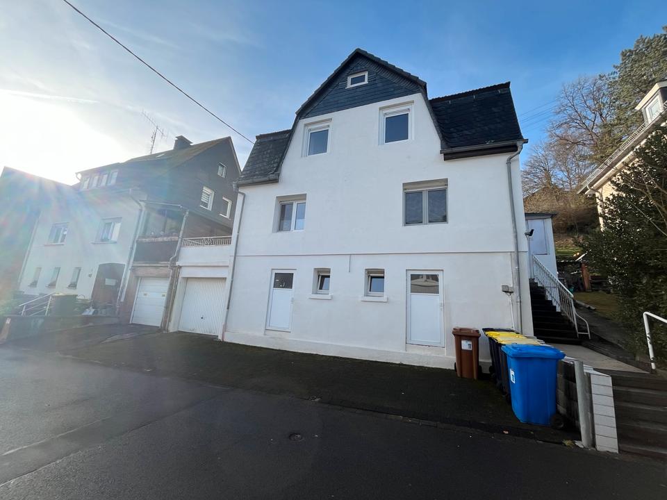 Thumbnail-Haus renoviert Niederschelderhütte mit Grundstück