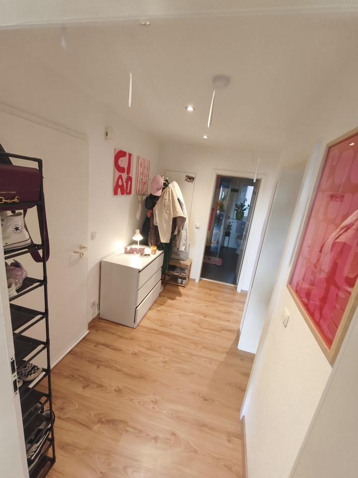 Thumbnail-Großzügige 5-Zimmerwohnung mit Balkon in Lautertal bei Coburg