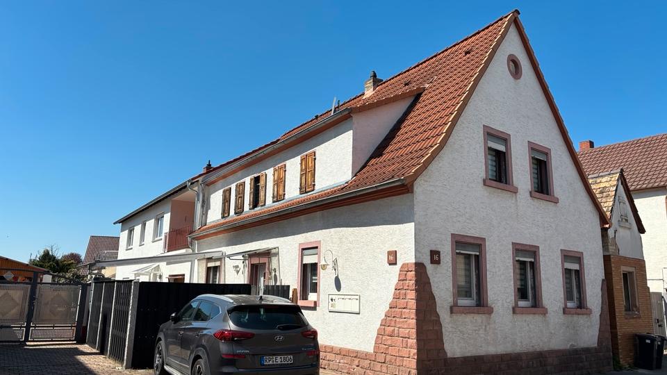 Thumbnail-Gepflegtes Reiheneckhaus provisionsfrei zu verkaufen