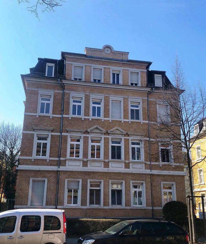 Thumbnail-Außergewöhnliche 2,5-Zimmer-Dachgeschoß Wohnung in Löbtau für junge Mieter