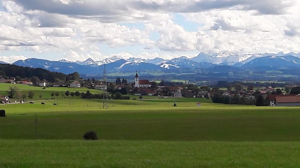 Thumbnail-Möbiliertes Apartement mit schöner Aussicht und Balkon zu vermiet