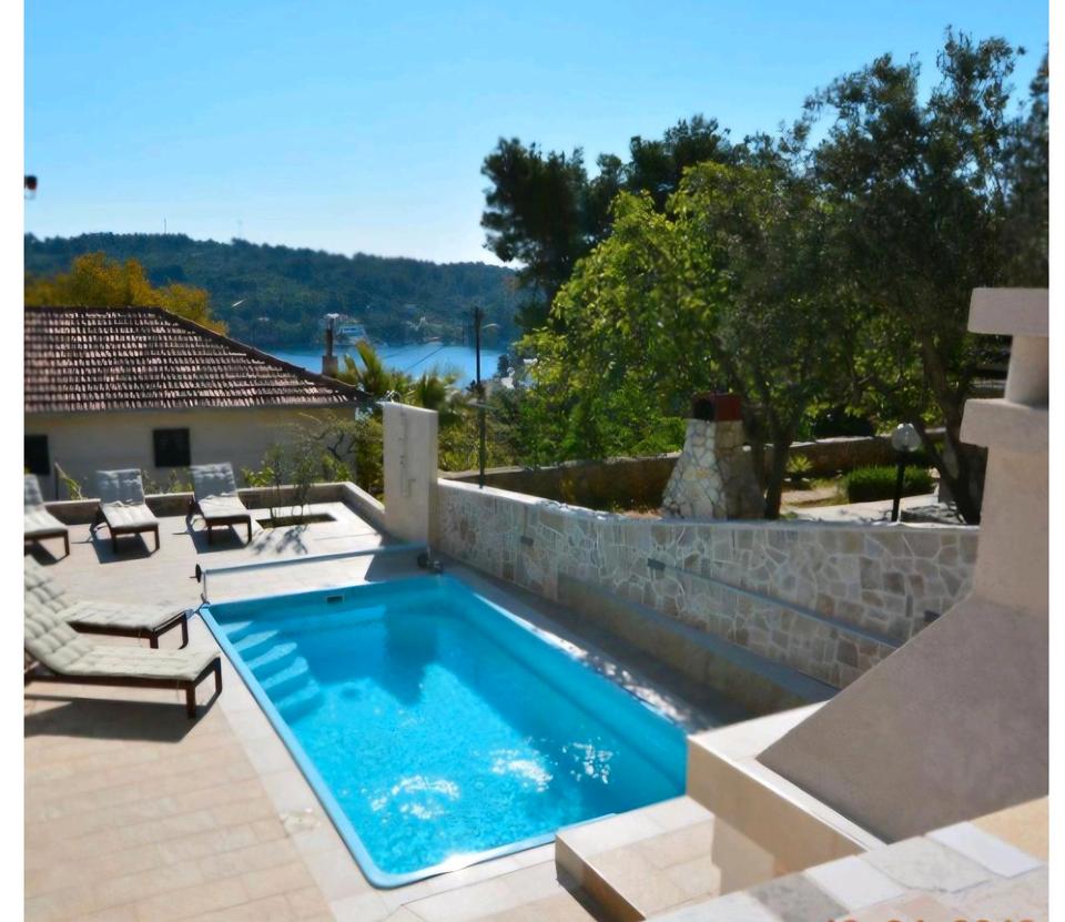 Thumbnail-Luxuriöse dalmatinische Villa mit Pool und traumhaftem Meerblick