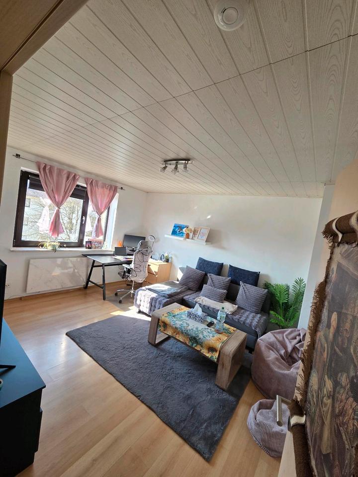 Thumbnail-Möbl. 2-Zi-Wohnung Greflingerstr. + Stellplatz