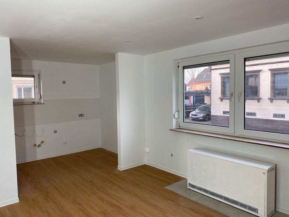 Thumbnail-NEU sanierte 2-ZKB Wohnung Apartment mit EBK zu vermieten