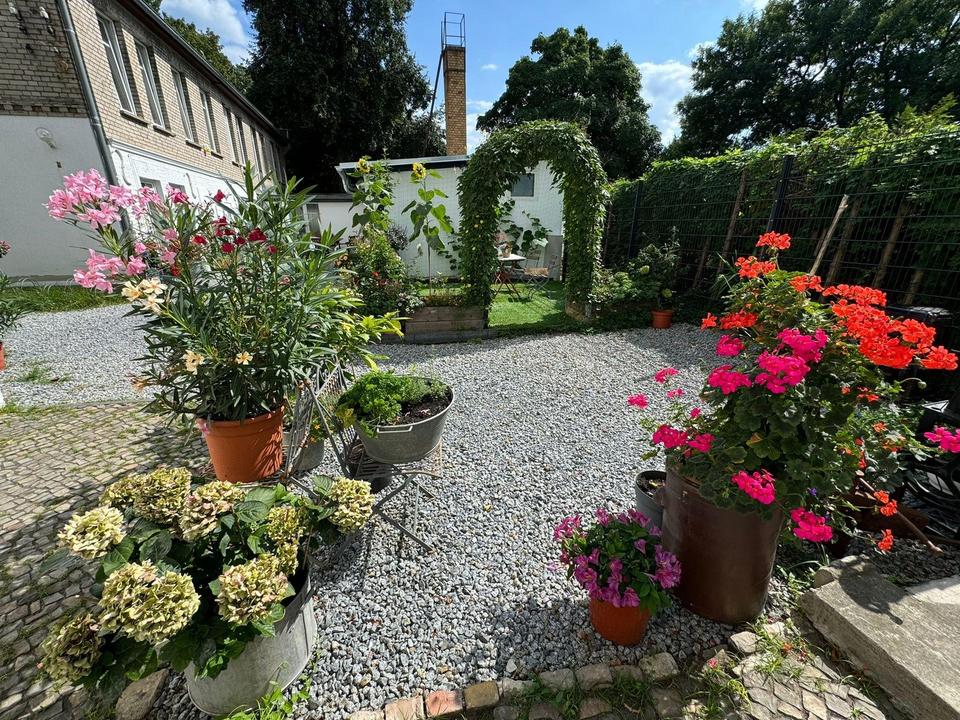 Thumbnail-Möbliertes 4-Raum-ApartmentFurnished 4-Room Apartment with Terrace