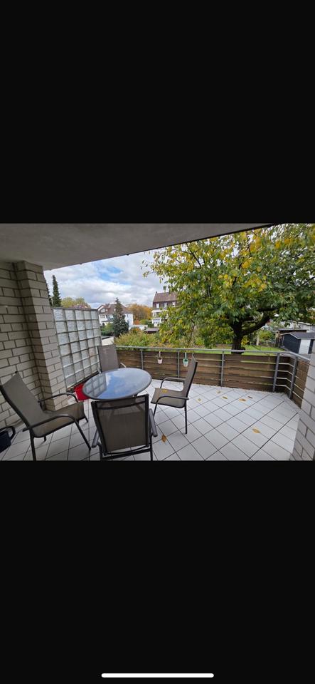 Thumbnail-Helle 3-Zimmer-Wohnung mit Balkon und Einbauküche