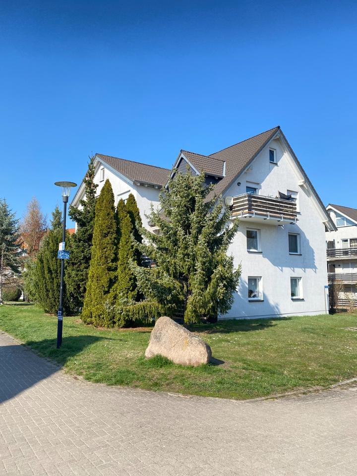 Thumbnail-Schöne 2 Raum Dachgeschosswohnung OHNE Schrägen, mit Südbalkon und Rollläden