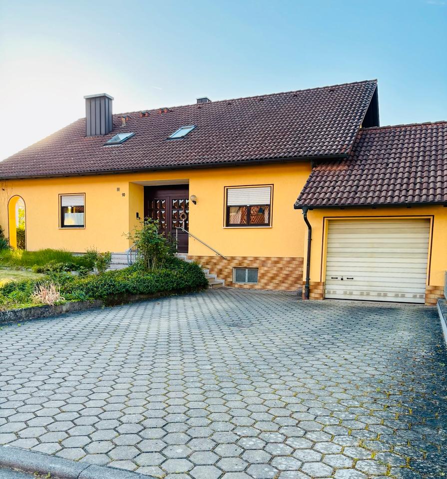 Thumbnail-Einfamilienhaus Zweifamilienhaus