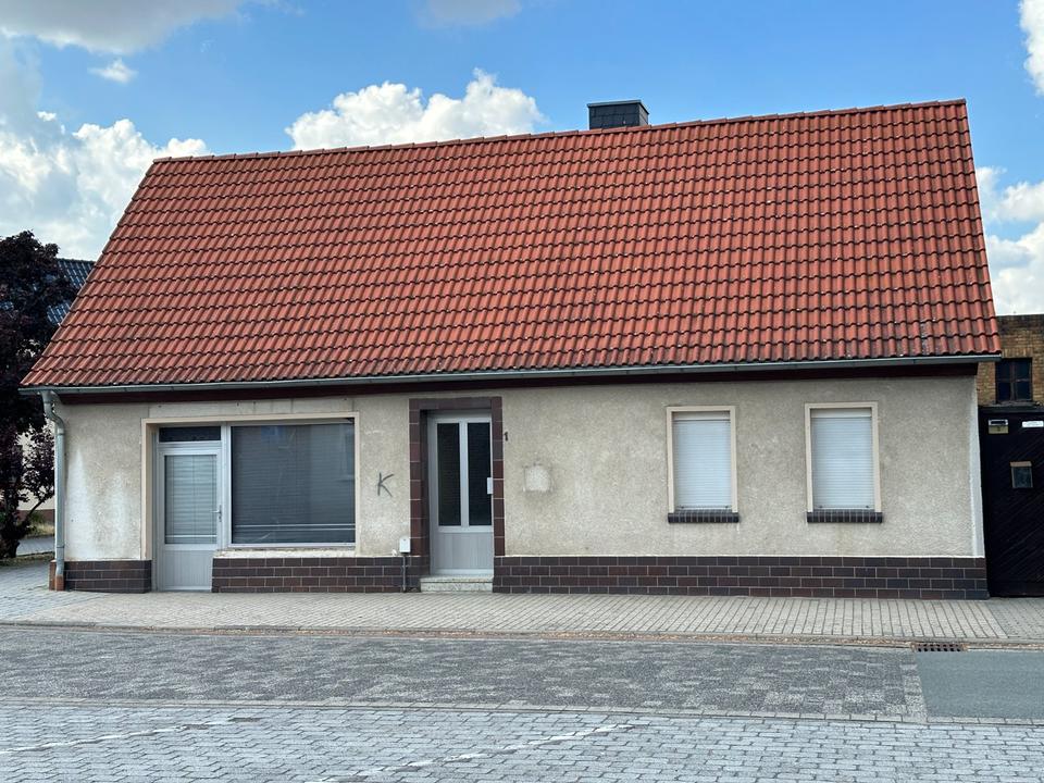 Thumbnail-Geschäftshaus in zentraler Lage von 06792 Sandersdorf