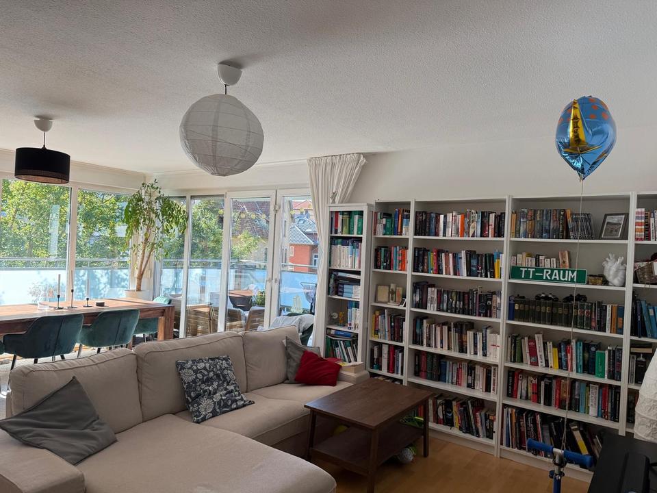 Thumbnail-Lichtdurchflutete 3,5 Zimmer Wohnung in bester Lage mit Balkon