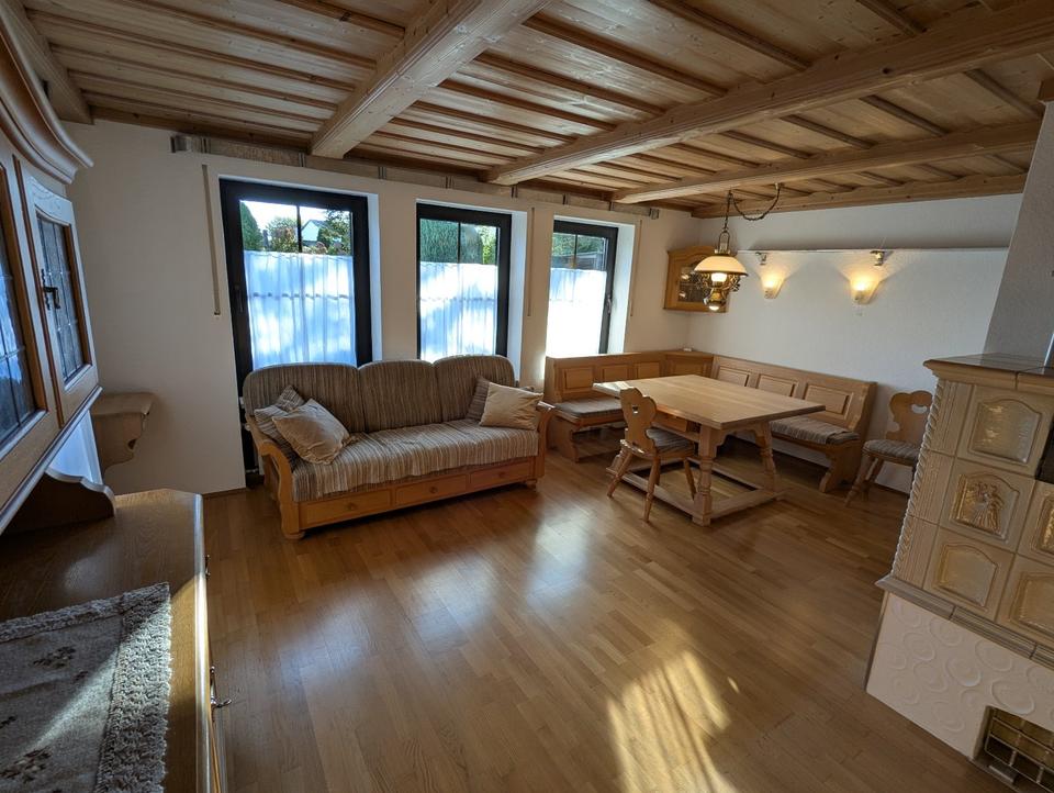 Thumbnail-Charmante möblierte 2,5-Zimmer Wohnung mit Balkon undTerrasse