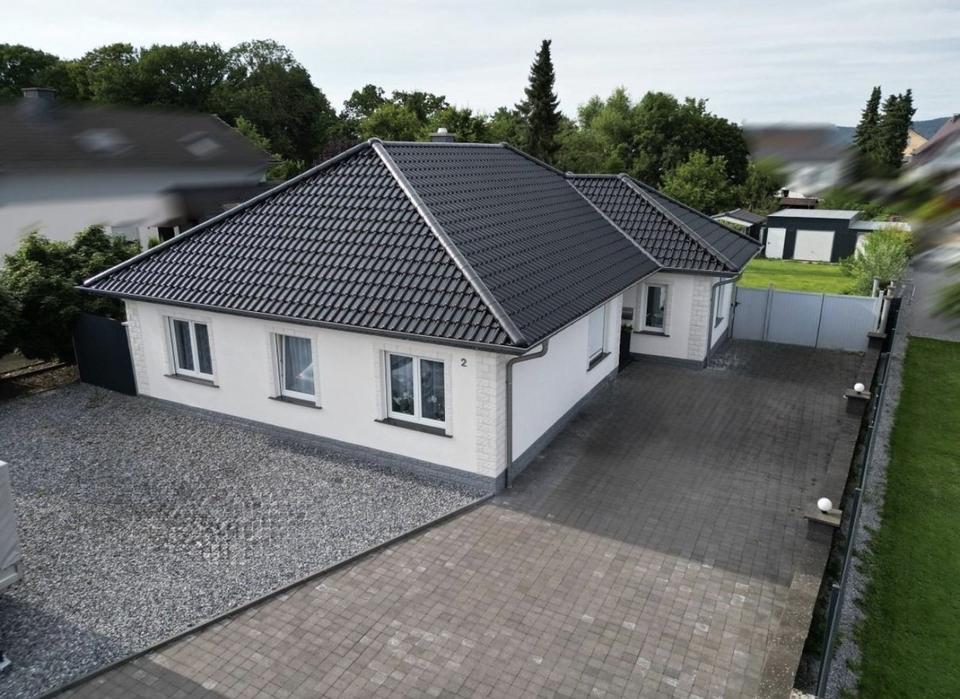 Thumbnail-Bungalow mit Wellnesshaus Energieeffiz. A 1.446 m² Grundst.