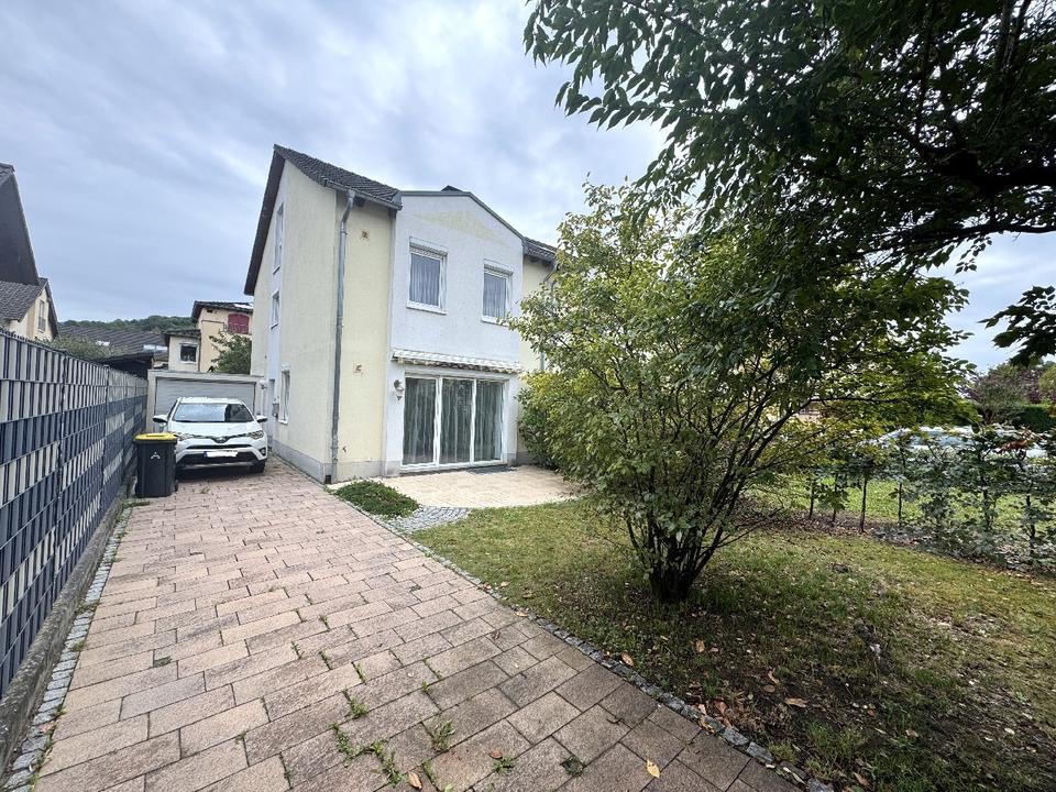 Thumbnail-Niederdollendorf: Einfamilienhaus mit hochwertiger Ausstattung-4 Zimmer, Einbauküche, eigener Garten