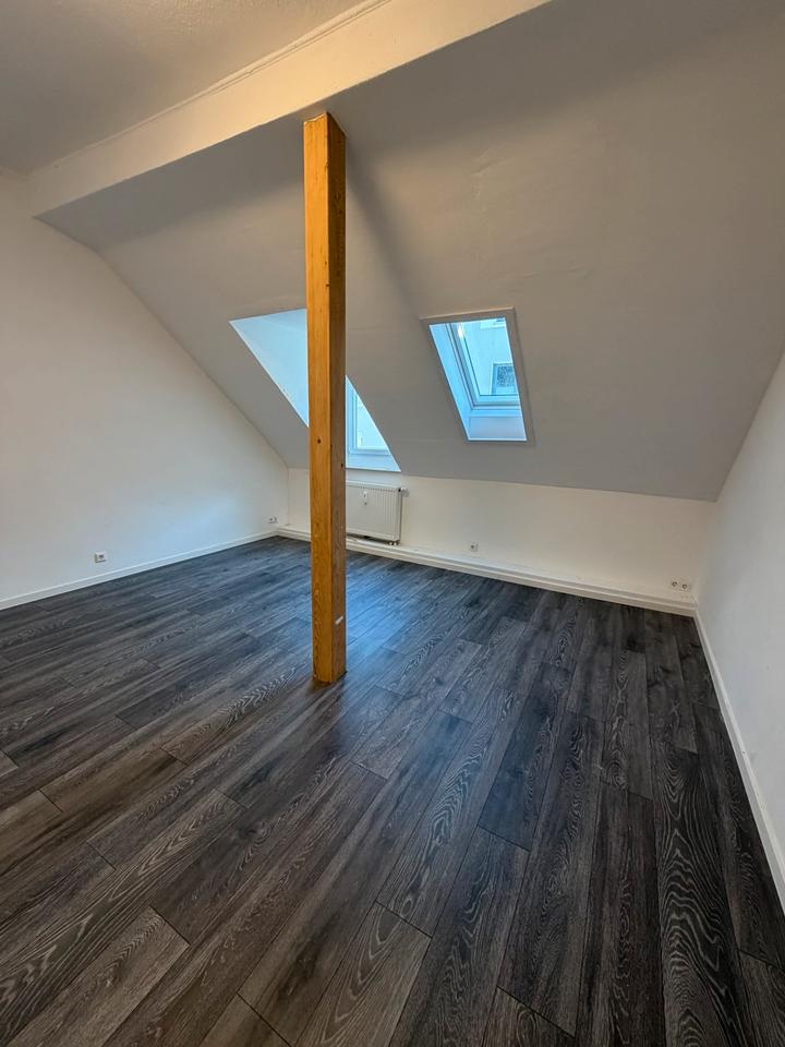 Thumbnail-WG-Zimmer – NUR FRAUEN – Baden-Baden Innenstadt