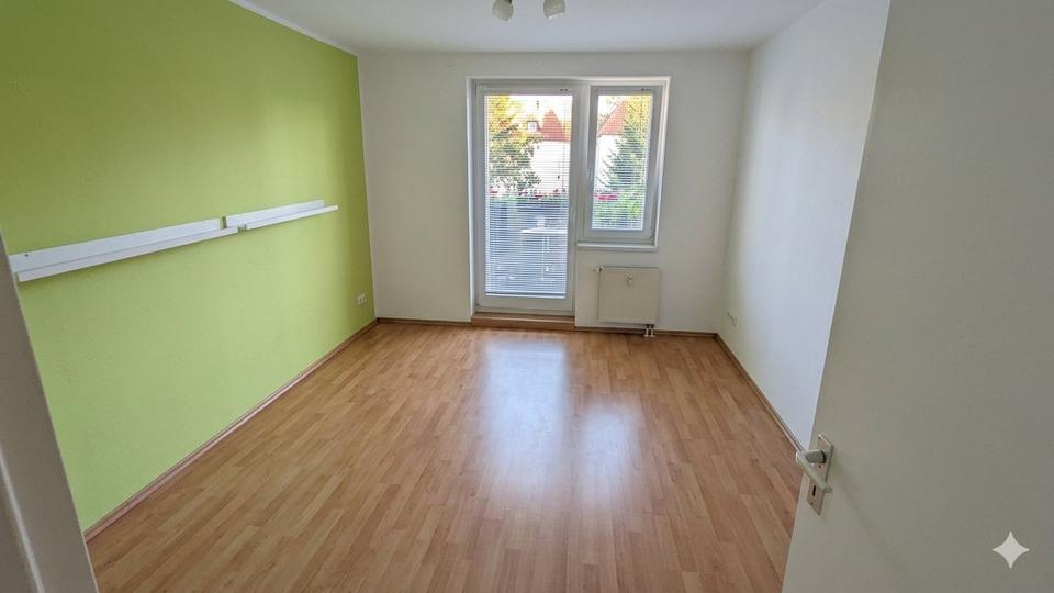 Thumbnail-Gepflegte 2-Raum-Wohnung mit Balkon in Zwenkau