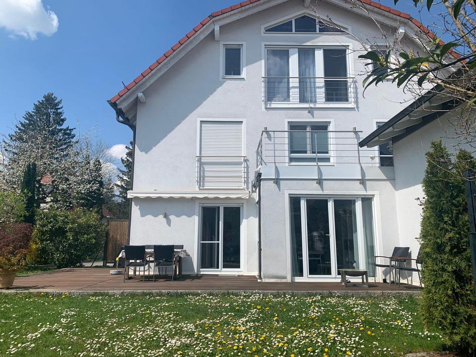 Thumbnail-Von Privat: Reiheneckhaus in Großhadern im Blumenviertel