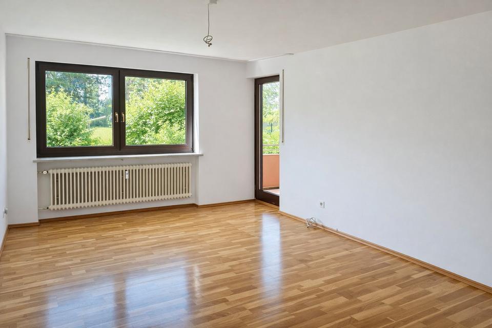 Thumbnail-Helle 4 Zimmer Wohnung mit Südbalkon, TG Stellplatz – sofort frei