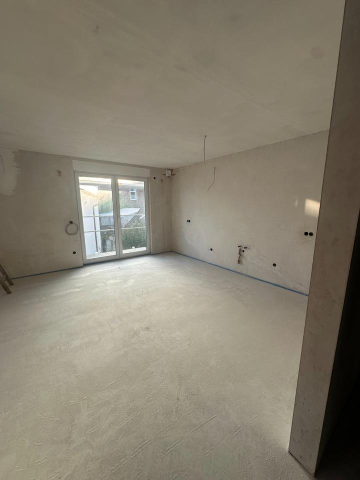 Thumbnail-Neubau Whg 1. Obergeschoß 3 Zimmer mit Balkon & 2 Stellplätzen