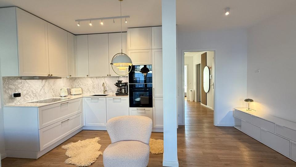 Thumbnail-Luxuriöse, vollmöblierte Neubauwohnung | Tiefgarage | Kita & Edek