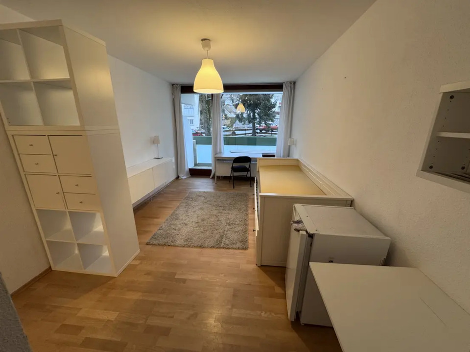 Thumbnail-Möblierte 1-Zimmer-Wohnung mit Balkon im Zentrum Kemptens