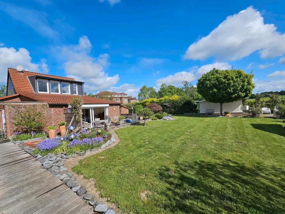 Thumbnail-Einfamilienhaus mit schönen Garten