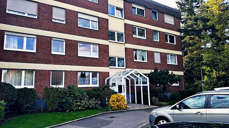 Thumbnail-Großzügige 4-Zimmer-Wohnung in Toplage von Bergheim