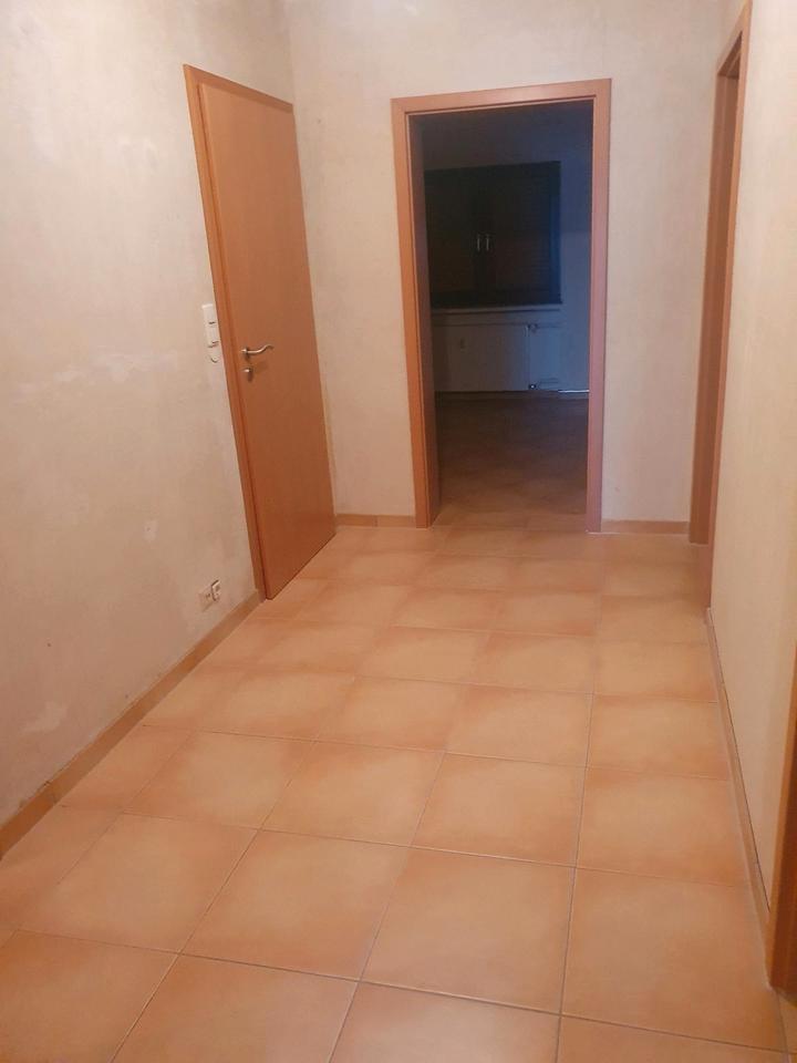 Thumbnail-Niddatal Bönstadt 5 Zimmer Wohnung Küche Bad Terrasse Garage