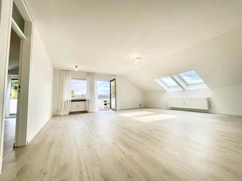 Thumbnail-3-Zimmer-Dachgeschosswohnung mit Balkon ab 01.08.26