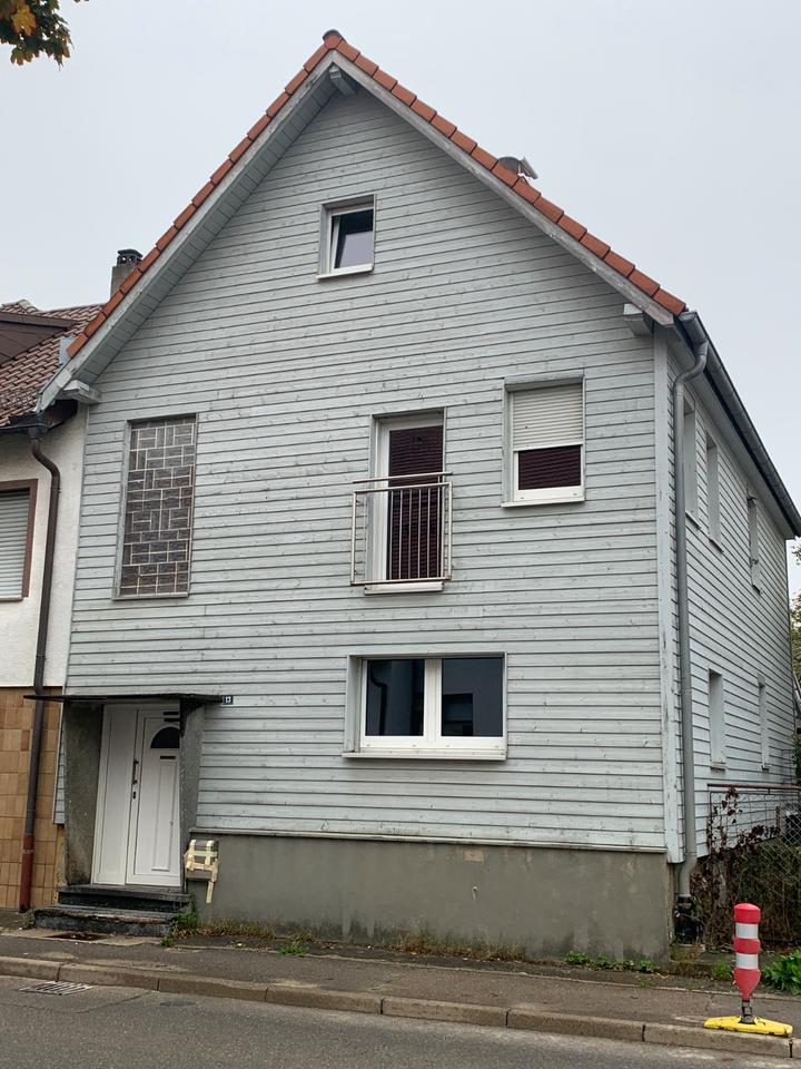 Thumbnail-Renovierungsbedürftiges Haus - ideal für Investoren u. Handwerker