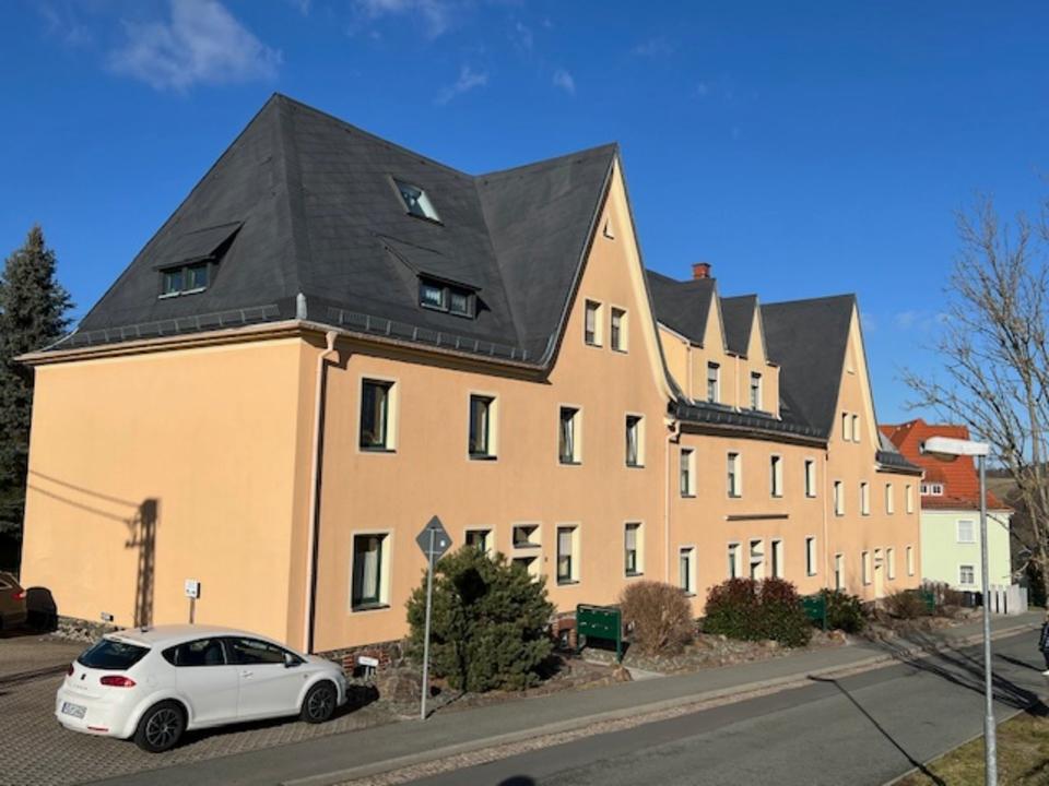 Thumbnail-Schöne 2 Zimmer Wohnung in gepflegter Wohnanlage mit neuer Küche