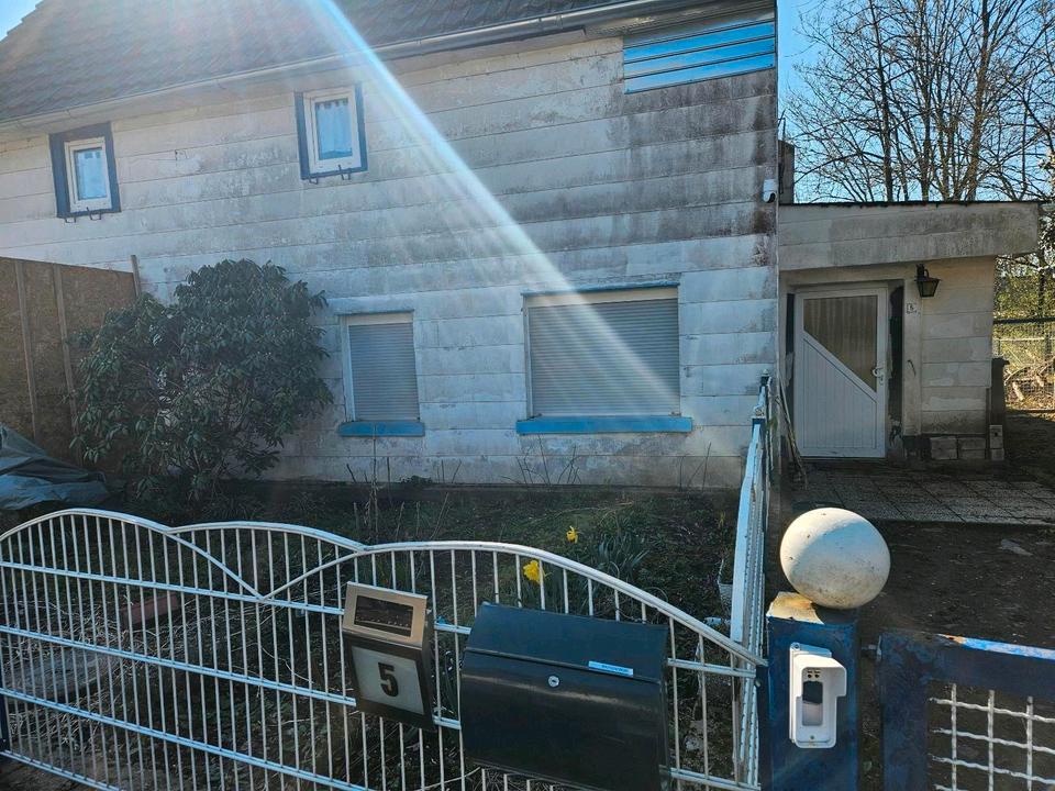 Thumbnail-Freistehendehaus zu Mieten in 57539 Roth,8 Zimmer