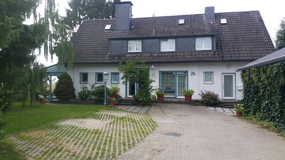 Thumbnail-Möblierte, renovierte 2-Zimmer-EG Wohnung mit Einbauküche in Mett