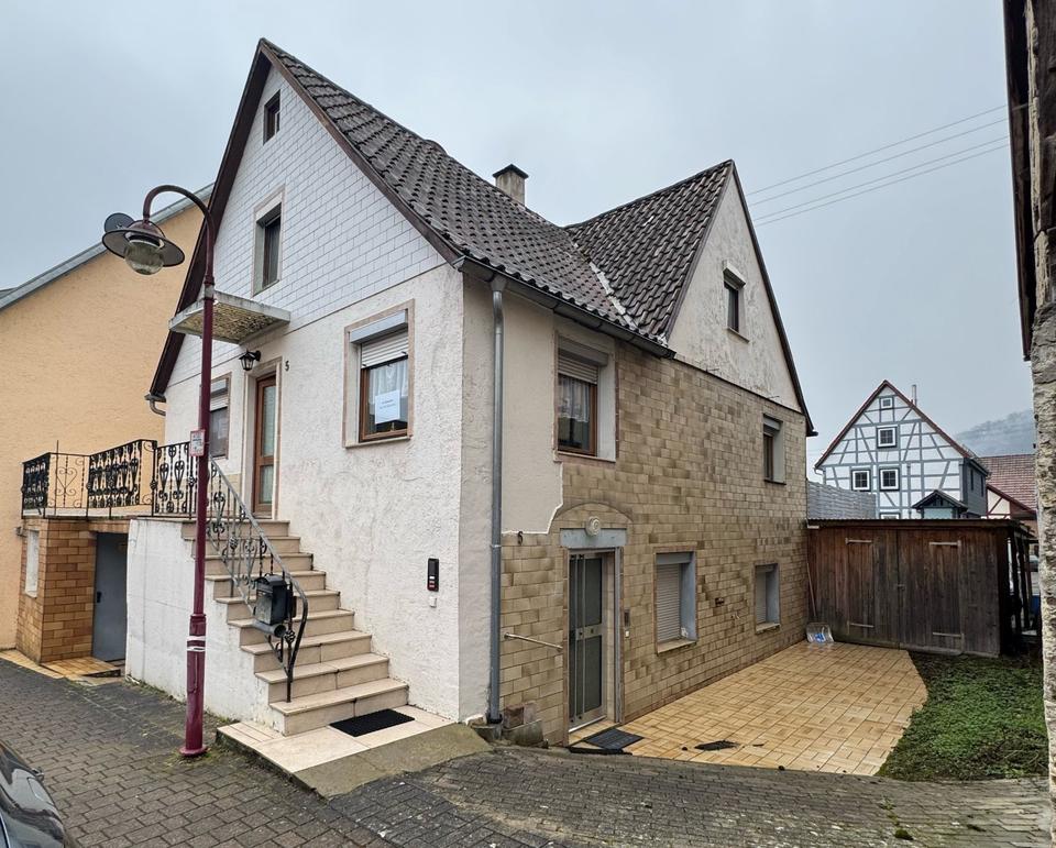 Thumbnail-Einfamilienhaus mit Einliegerwohnung in Forchtenberg-Ernsbach